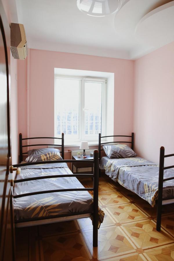 Uneed Rooms 1 - Palace "Ukraine" Kiev Buitenkant foto